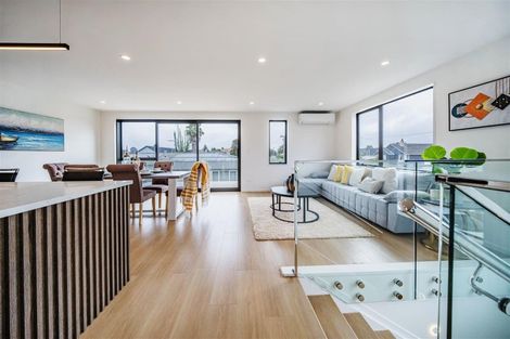 Photo of property in 11b Arimu Road, Papakura, 2110