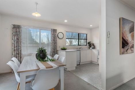 Photo of property in 2/2 School Road, Belmont, Auckland, 0622