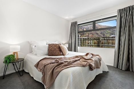 Photo of property in 4 Cone Peak Close, Lake Hayes, Queenstown, 9304