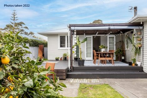Photo of property in 19 Shrimpton Road, Haumoana, 4102