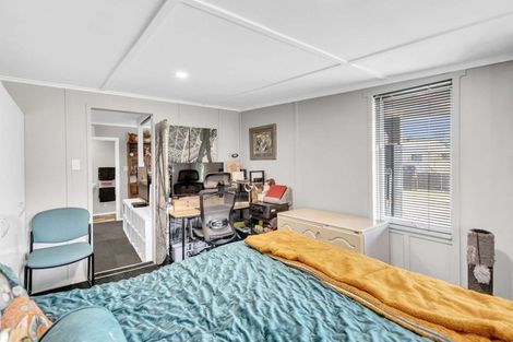 Photo of property in 9c Milne Street, Hunterville, 4730