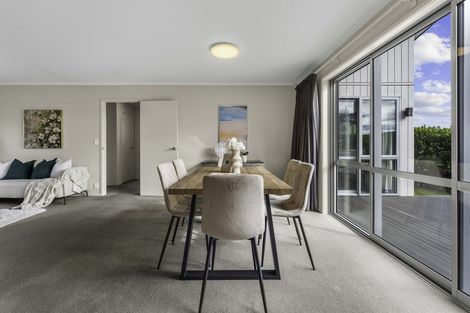 Photo of property in 5 Woolshed Lane, Pukekohe, 2120