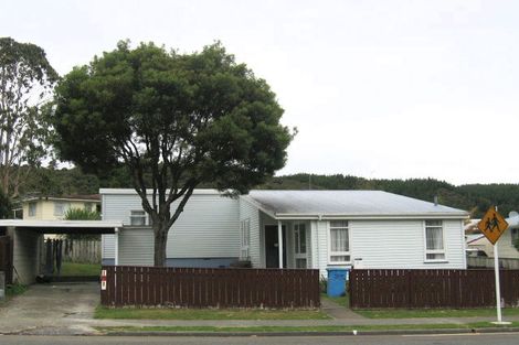 Photo of property in 92 Norana Road, Timberlea, Upper Hutt, 5018