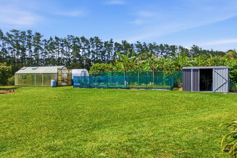 Photo of property in 4037b Far Road North, Pukenui, 0484