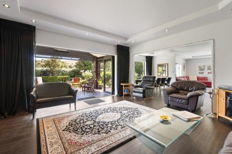 Photo of property in 38 Kingsdale Park Drive, Aokautere, Palmerston North, 4471