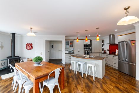 Photo of property in 18 Stonebridge Heights, Feilding, 4702