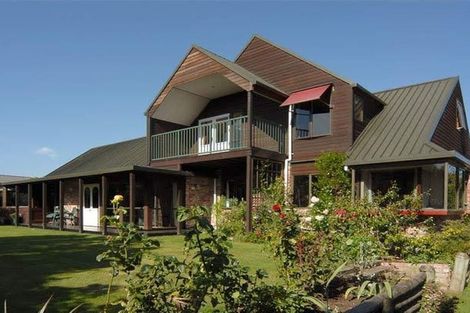 Photo of property in 16 Rearsby Drive, Halswell, Christchurch, 8025