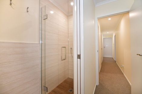 Photo of property in 117 Voyager Drive, Gulf Harbour, Whangaparaoa, 0930