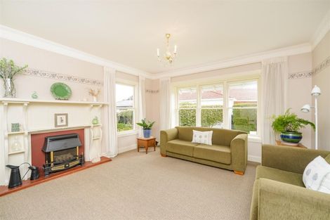 Photo of property in 23 Follett Street, Marton, 4710