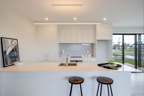 Photo of property in 8 Wai Whatu Street, Meeanee, Napier, 4110