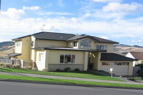 Photo of property in 40 Waverton Terrace, Churton Park, Wellington, 6037