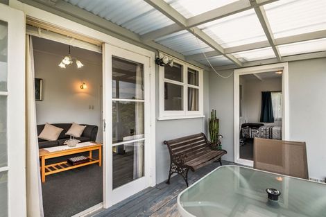 Photo of property in 15 Bonita Avenue, Stanmore Bay, Whangaparaoa, 0932