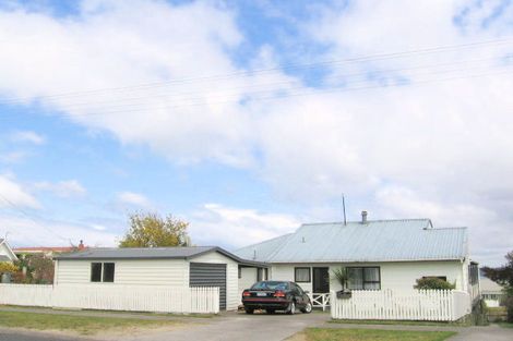 Photo of property in 2/9 Puriri Street, Hilltop, Taupo, 3330