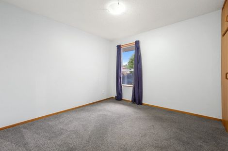 Photo of property in 15 Algie Place, Avonhead, Christchurch, 8042