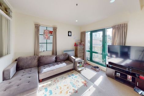 Photo of property in Courtenay Apartments, 509/120 Courtenay Place, Te Aro, Wellington, 6011