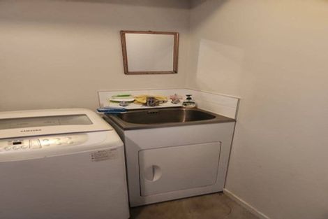 Photo of property in 5 Kotuku Crescent, Takanini, 2112