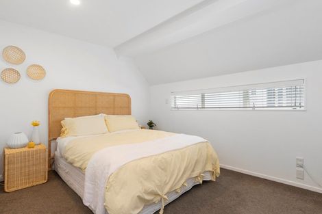 Photo of property in 6/47 Marine Parade, Mount Maunganui, 3116