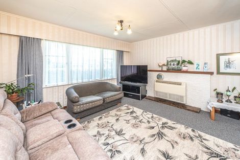 Photo of property in 43 Toi Street, Tawhero, Whanganui, 4501