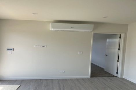 Photo of property in 2 Cutfield Lane, Kumeu, 0810