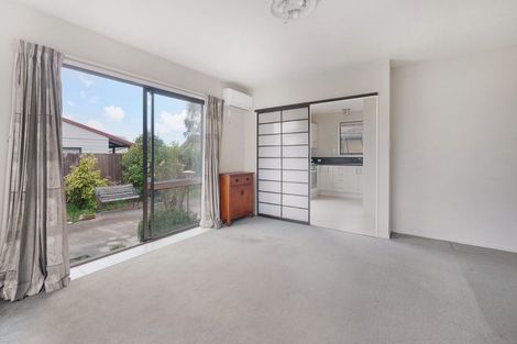 Photo of property in 32b Laing Crescent, Heathcote Valley, Christchurch, 8022