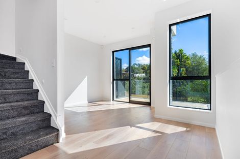 Photo of property in 2c Grove Lane, Pakuranga, Auckland, 2010