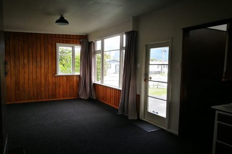 Photo of property in 14 Pompolona Street, Te Anau, 9600