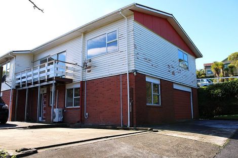 Photo of property in 181 Newlands Road, Newlands, Wellington, 6037