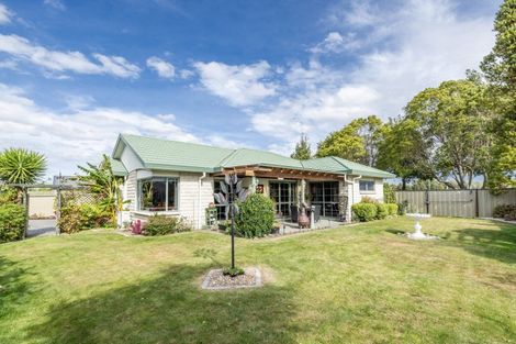 Photo of property in 10 Rosehill Way, Taradale, Napier, 4112