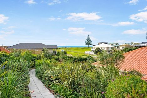 Photo of property in 45 Omega Place, Coastlands, Whakatane, 3120