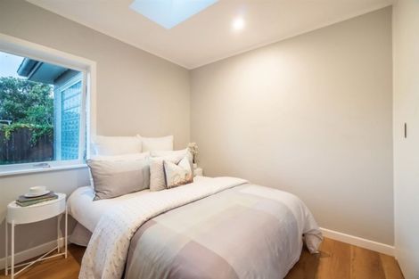 Photo of property in 3/318 Beach Road, Campbells Bay, Auckland, 0630