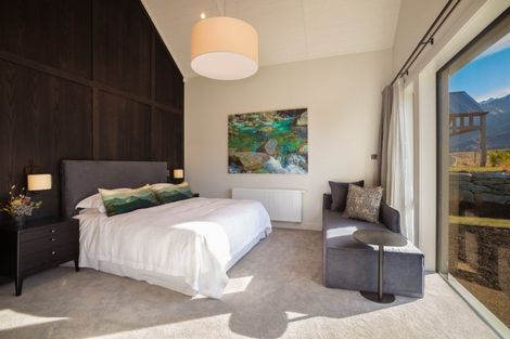 Photo of property in Millbrook Resort, 4 Dalgleish Lane, Arrowtown, 9371