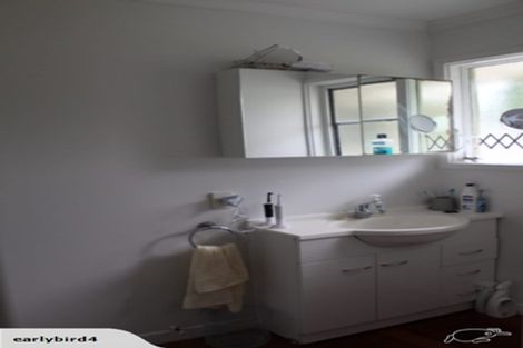 Photo of property in 6 Henslowe Place, Glen Innes, Auckland, 1072