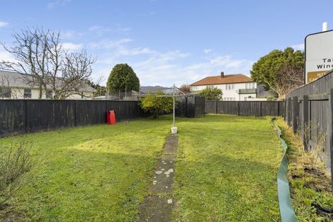 Photo of property in 44 Athlone Crescent, Avalon, Lower Hutt, 5011