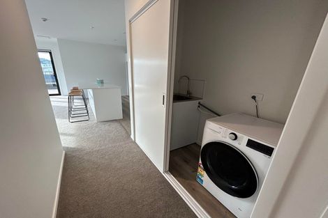 Photo of property in 201/2 Onepu Road, Kilbirnie, Wellington, 6022