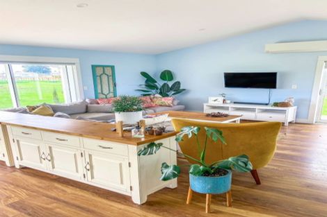 Photo of property in 35 Sears Road, Meeanee, Napier, 4183