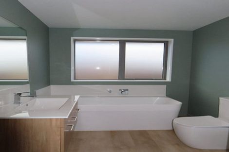 Photo of property in 7 Stackwood Avenue, Woodend, 7610