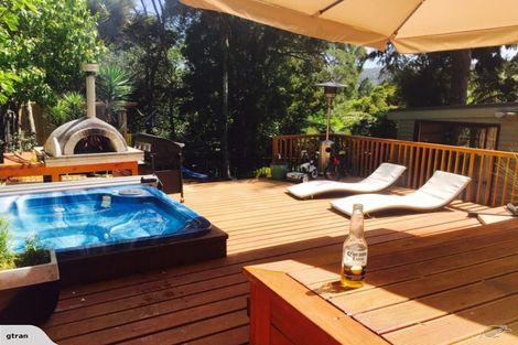 Photo of property in 17 Karen Road, Laingholm, Auckland, 0604