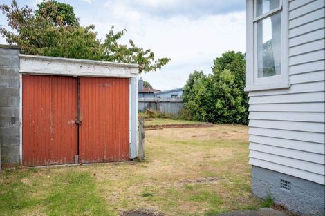 Photo of property in 65 Cornfoot Street, Castlecliff, Whanganui, 4501
