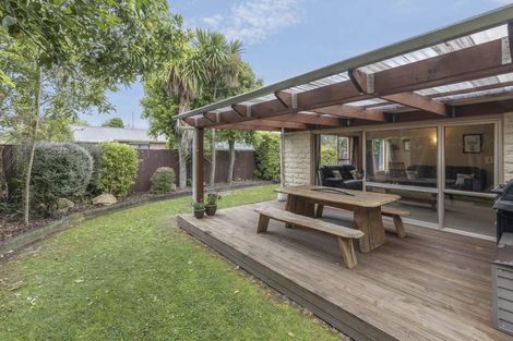 Photo of property in 6 Foster Place, Rangiora, 7400