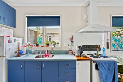 Photo of property in 14 Donald Street, Regent, Whangarei, 0112