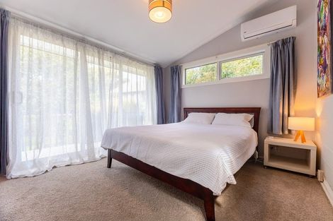 Photo of property in 15 Tiromoana Road, Raumati South, Paraparaumu, 5032