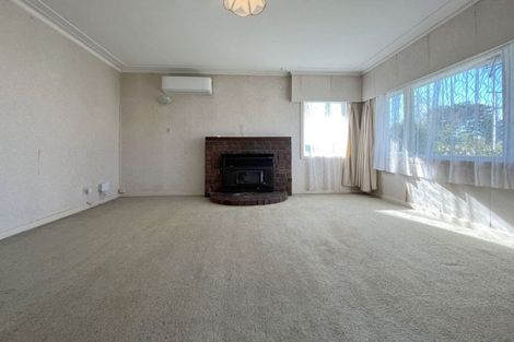 Photo of property in 23 Barbary Avenue, Kelston, Auckland, 0602