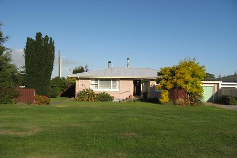 Photo of property in 3 Le Fleming Street, Darfield, 7510