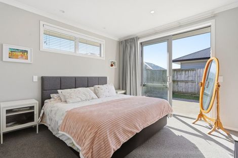 Photo of property in 6 Cassinia Close, Papamoa Beach, Papamoa, 3118