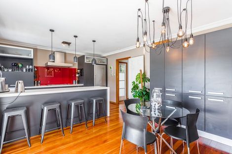 Photo of property in 23 Gloria Avenue, Te Atatu Peninsula, Auckland, 0610