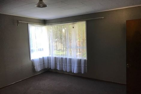 Photo of property in 11 Medina Place, Half Moon Bay, Auckland, 2012