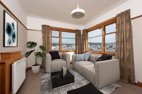 Photo of property in Ionian Flats, 123-125 Brougham Street, Mount Victoria, Wellington, 6011