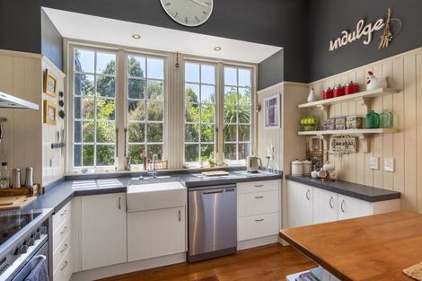 Photo of property in 16 Rata Road, Raumati Beach, Paraparaumu, 5032