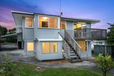 Photo of property in 37 Beaubank Road, Kelston, Auckland, 0602