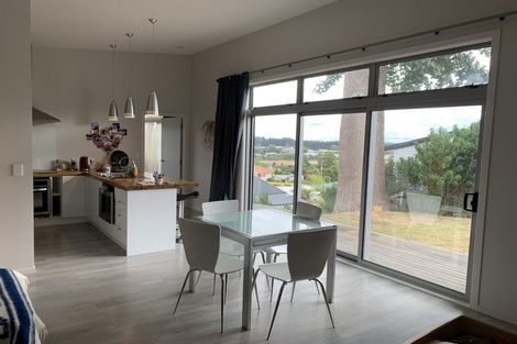 Photo of property in 16b Hall Street, Cambridge, 3434